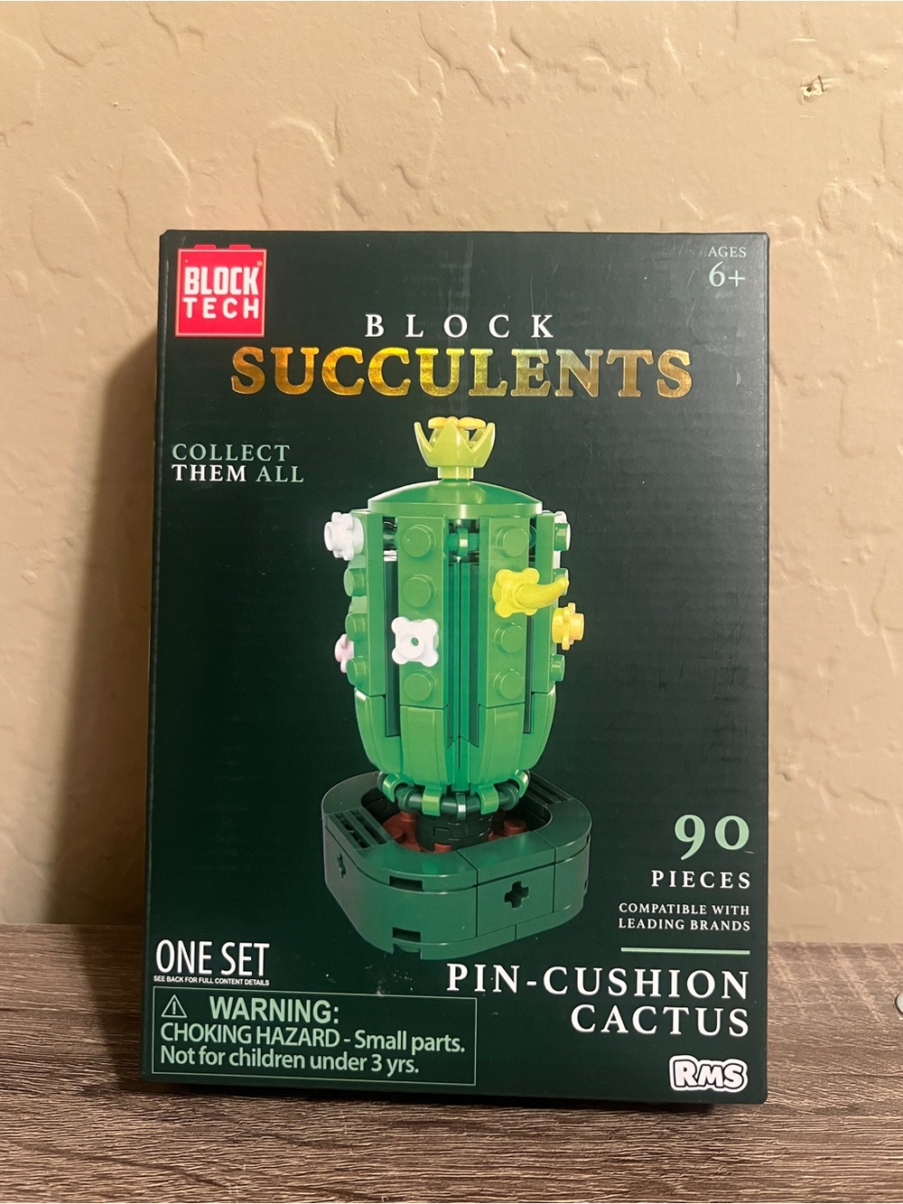 Block Tech Pin Cushion Cactus Green Yellow Build Succulents Flowers NIB